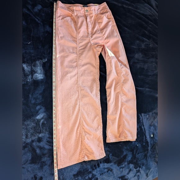 The Delaney Clean-Seamed High-Rise Wide-Leg Jeans by Maeve - Picture 13 of 14